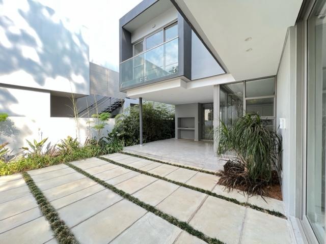 4 Bedroom Property for Sale in Morningside Gauteng
