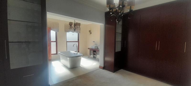 To Let 5 Bedroom Property for Rent in Kosmosdal Gauteng