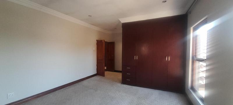 To Let 5 Bedroom Property for Rent in Kosmosdal Gauteng
