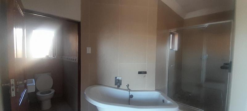 To Let 5 Bedroom Property for Rent in Kosmosdal Gauteng