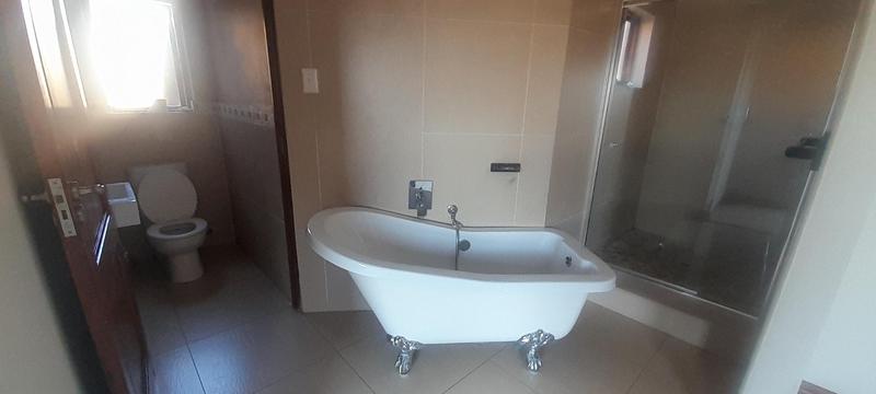 To Let 5 Bedroom Property for Rent in Kosmosdal Gauteng