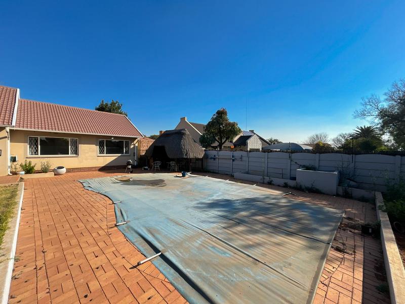 To Let 3 Bedroom Property for Rent in Parkrand Gauteng