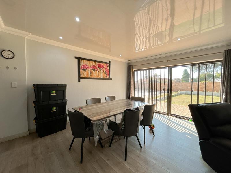 To Let 3 Bedroom Property for Rent in Parkrand Gauteng