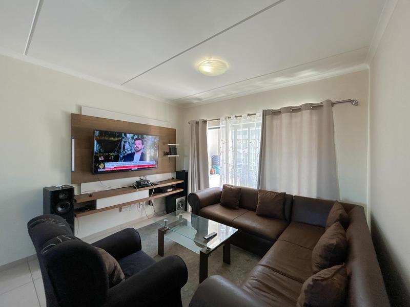 2 Bedroom Property for Sale in Carlswald Gauteng