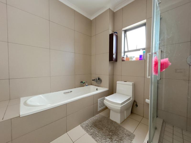 2 Bedroom Property for Sale in Carlswald Gauteng
