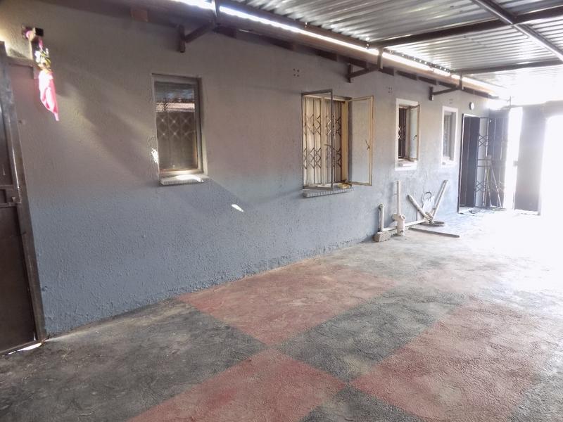 3 Bedroom Property for Sale in Protea Glen Gauteng