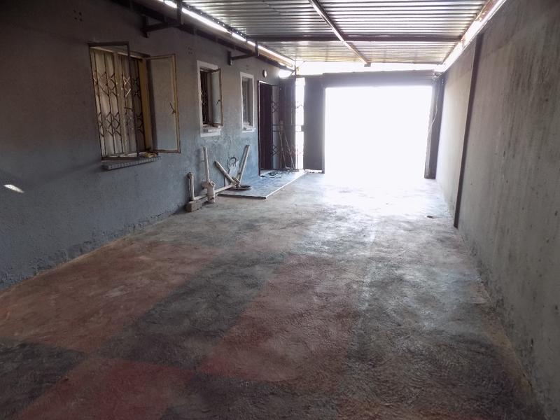 3 Bedroom Property for Sale in Protea Glen Gauteng