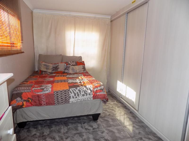 3 Bedroom Property for Sale in Protea Glen Gauteng