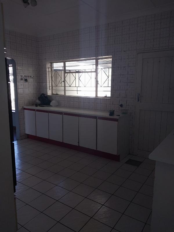 To Let 3 Bedroom Property for Rent in Beyers Park Gauteng