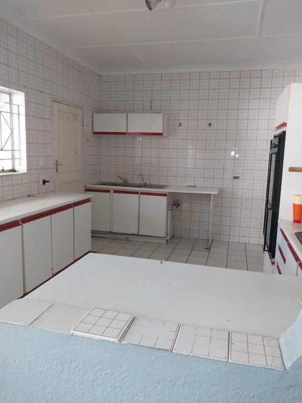To Let 3 Bedroom Property for Rent in Beyers Park Gauteng