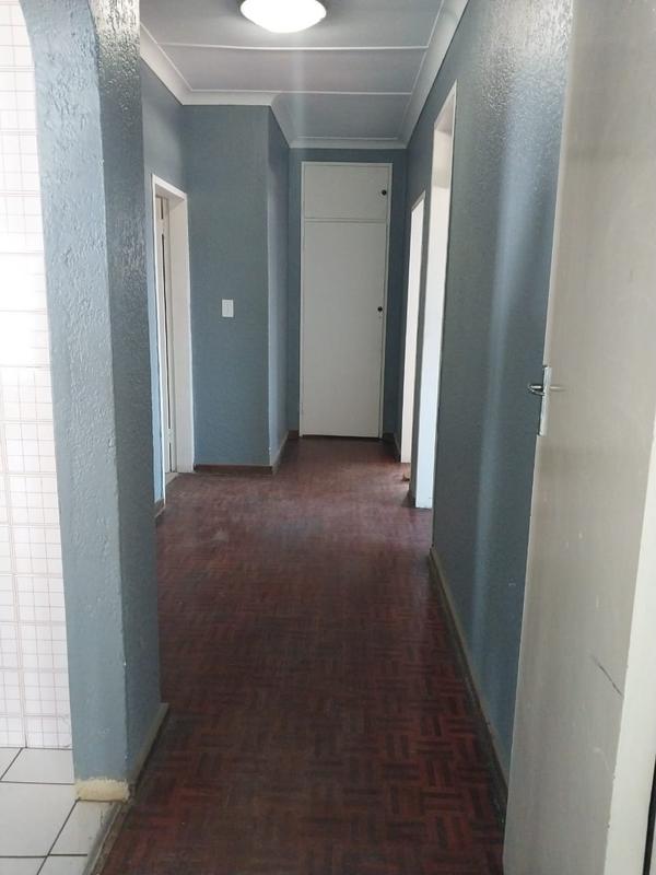 To Let 3 Bedroom Property for Rent in Beyers Park Gauteng