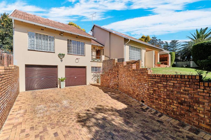 5 Bedroom Property for Sale in Sundowner Gauteng