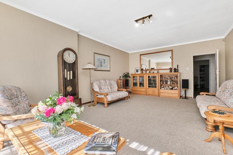 5 Bedroom Property for Sale in Sundowner Gauteng