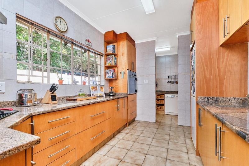 5 Bedroom Property for Sale in Sundowner Gauteng