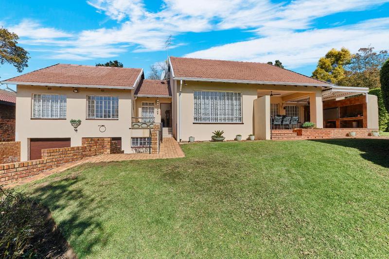 5 Bedroom Property for Sale in Sundowner Gauteng