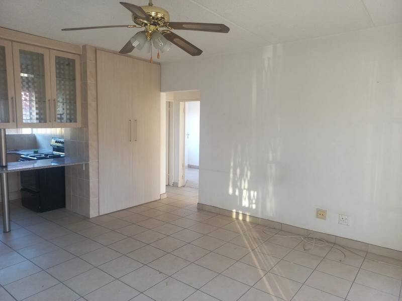 2 Bedroom Property for Sale in Vanderbijlpark SE 3 Gauteng