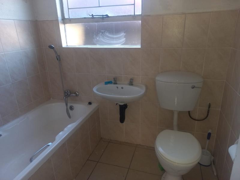 2 Bedroom Property for Sale in Vanderbijlpark SE 3 Gauteng