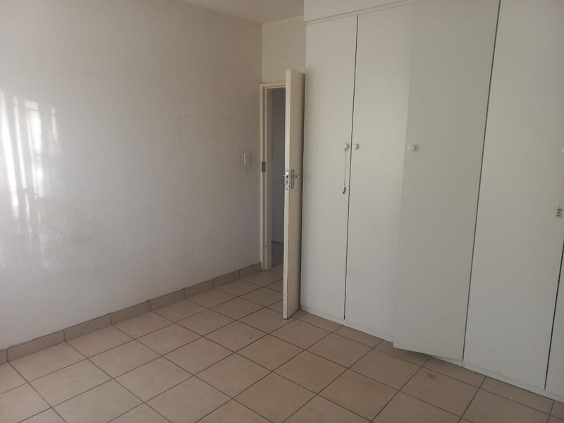 2 Bedroom Property for Sale in Vanderbijlpark SE 3 Gauteng