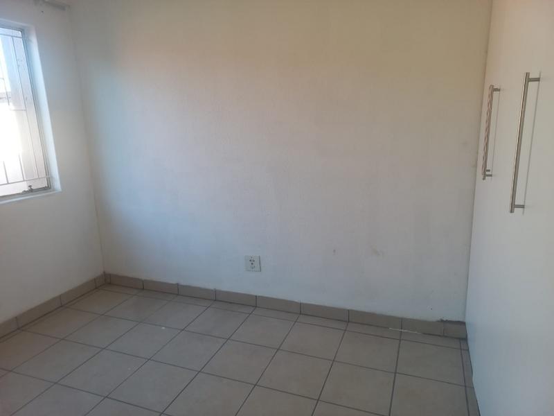 2 Bedroom Property for Sale in Vanderbijlpark SE 3 Gauteng