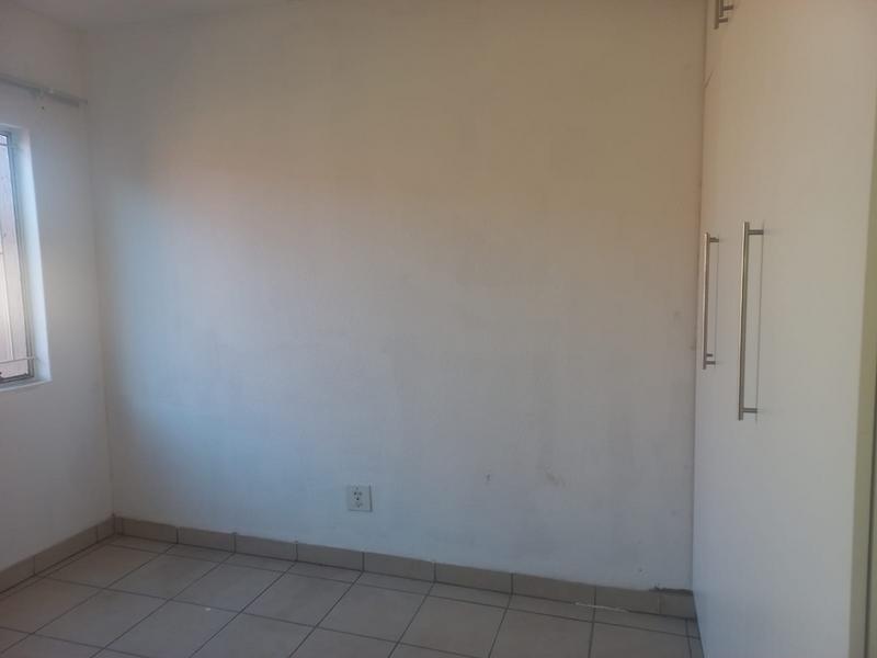 2 Bedroom Property for Sale in Vanderbijlpark SE 3 Gauteng