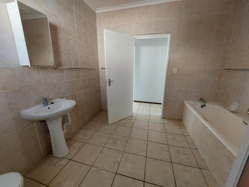 2 Bedroom Property for Sale in Sinoville Gauteng