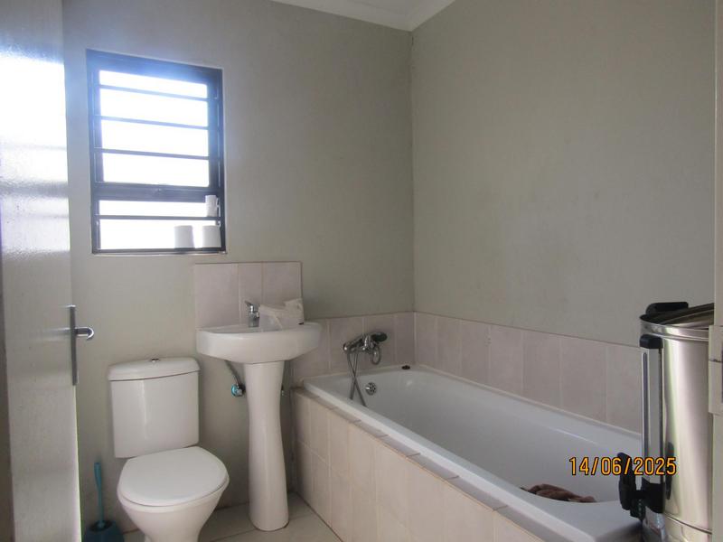 3 Bedroom Property for Sale in Dawn Park Gauteng