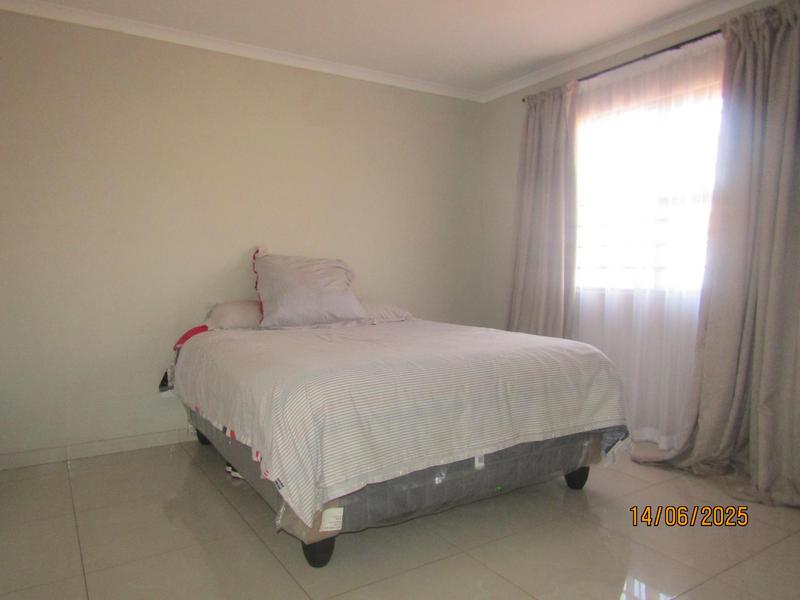3 Bedroom Property for Sale in Dawn Park Gauteng