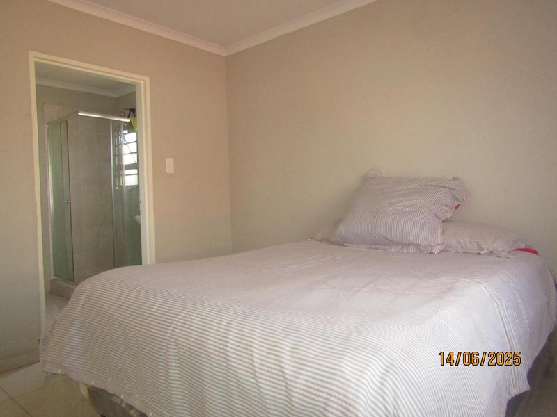 3 Bedroom Property for Sale in Dawn Park Gauteng