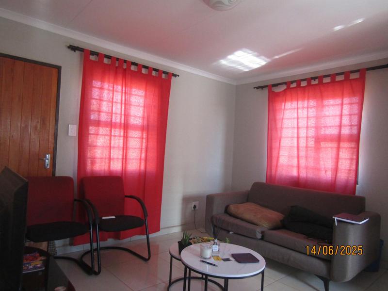 3 Bedroom Property for Sale in Dawn Park Gauteng