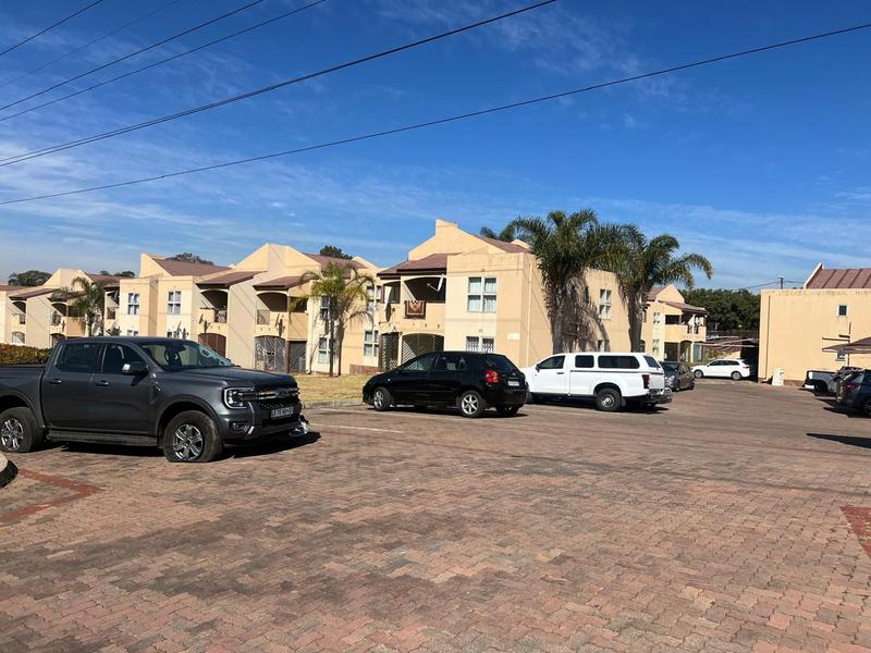 2 Bedroom Property for Sale in Meredale Gauteng