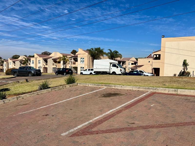 2 Bedroom Property for Sale in Meredale Gauteng