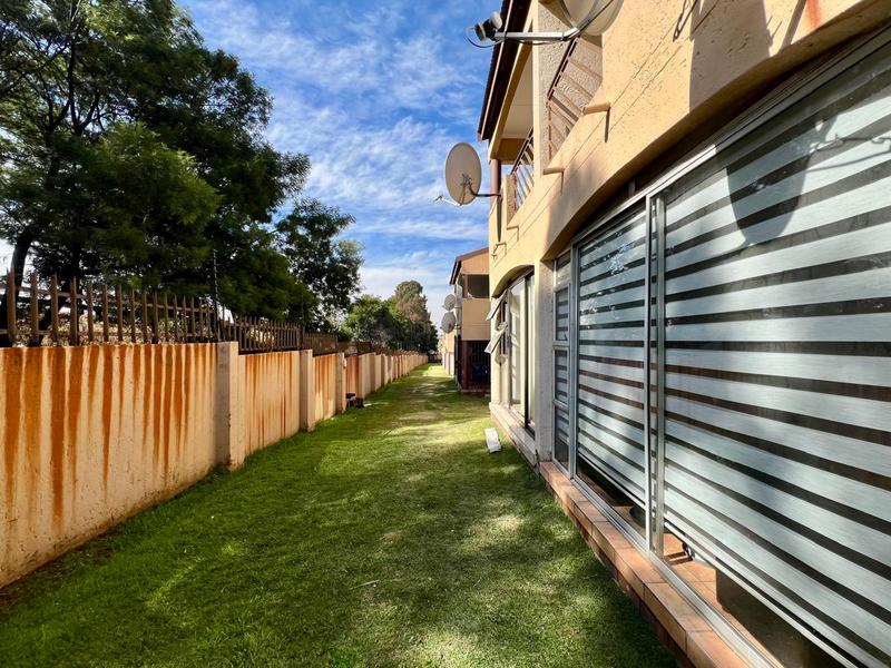 2 Bedroom Property for Sale in Meredale Gauteng