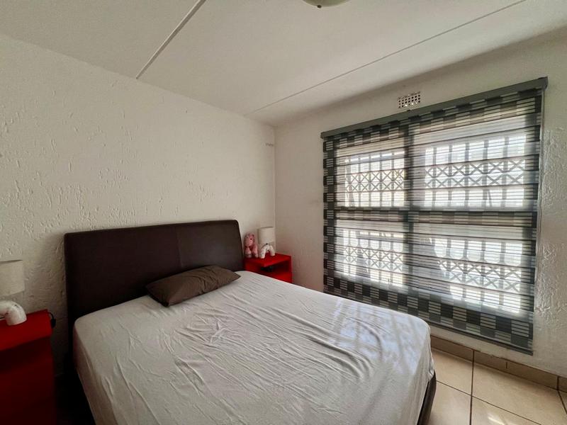 2 Bedroom Property for Sale in Meredale Gauteng