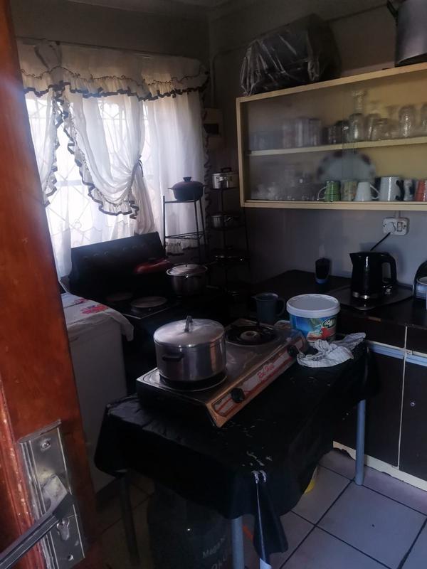 2 Bedroom Property for Sale in Molapo Gauteng