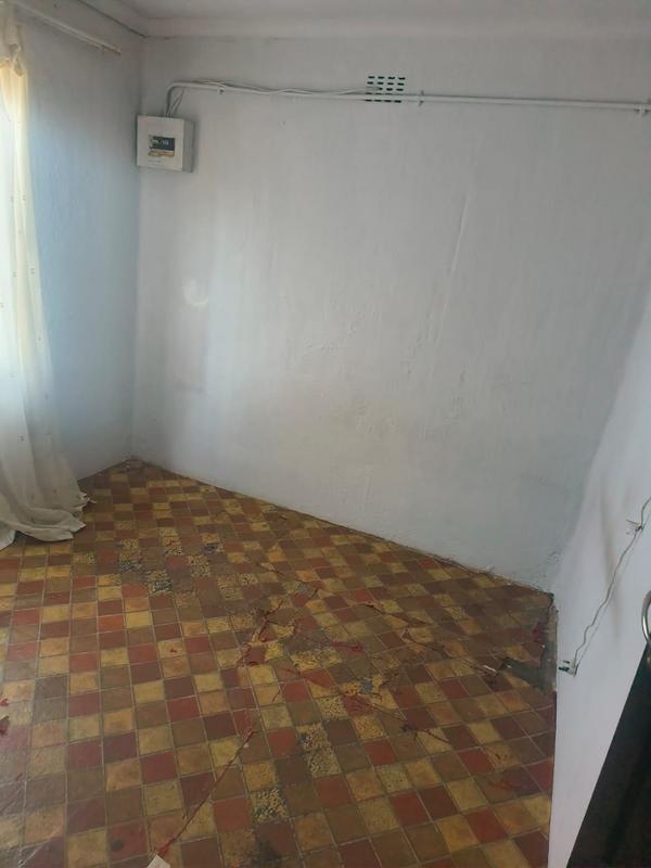 2 Bedroom Property for Sale in Orlando Gauteng