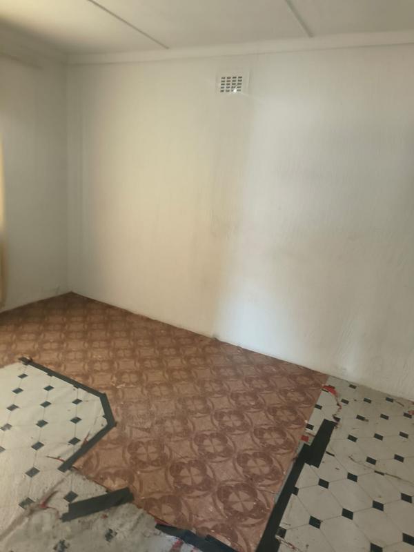2 Bedroom Property for Sale in Orlando Gauteng