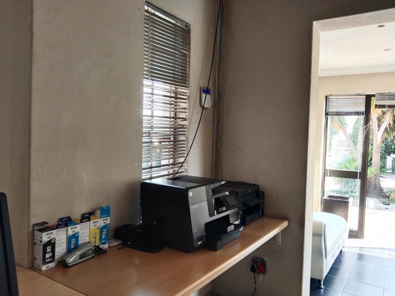 To Let commercial Property for Rent in Woodmead Gauteng