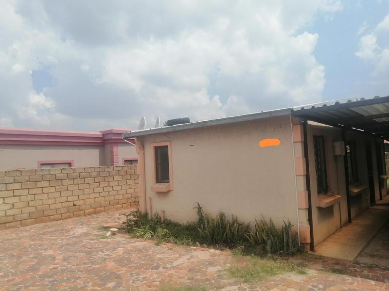 3 Bedroom Property for Sale in Protea Glen Gauteng