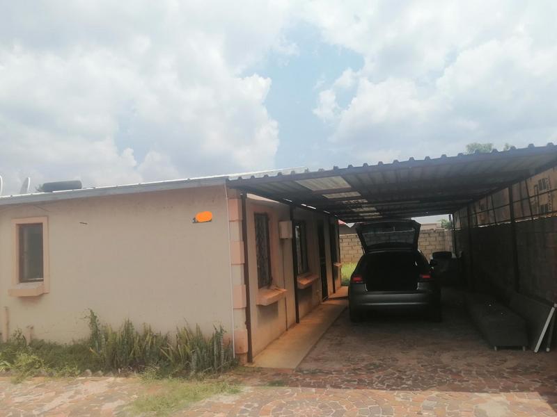 3 Bedroom Property for Sale in Protea Glen Gauteng
