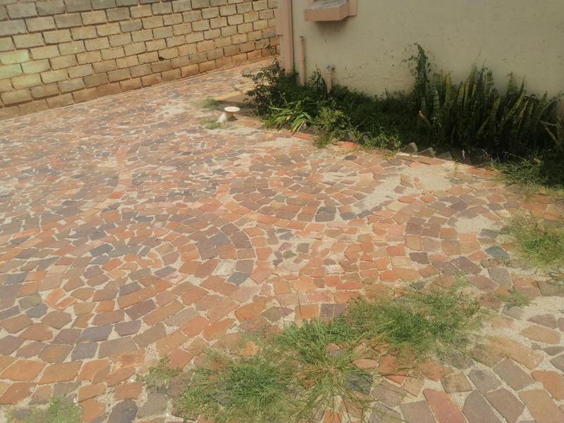 3 Bedroom Property for Sale in Protea Glen Gauteng
