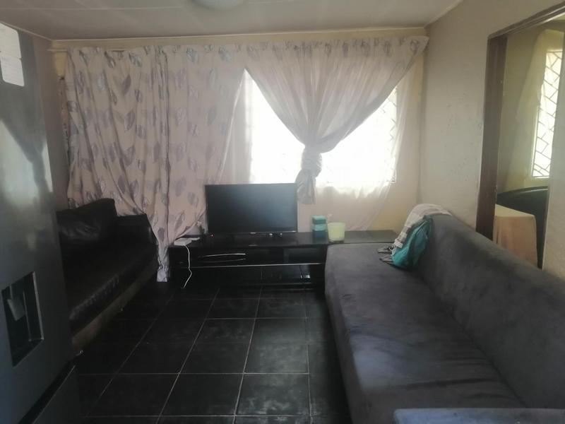 3 Bedroom Property for Sale in Protea Glen Gauteng