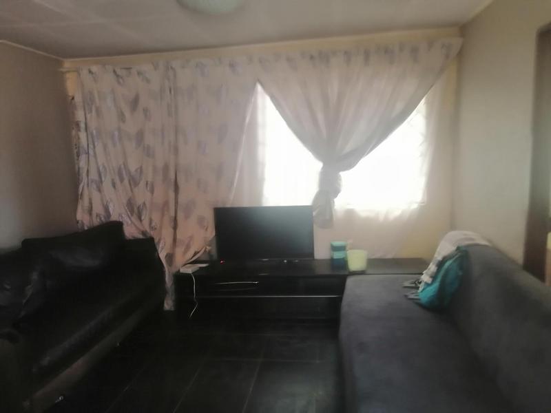 3 Bedroom Property for Sale in Protea Glen Gauteng