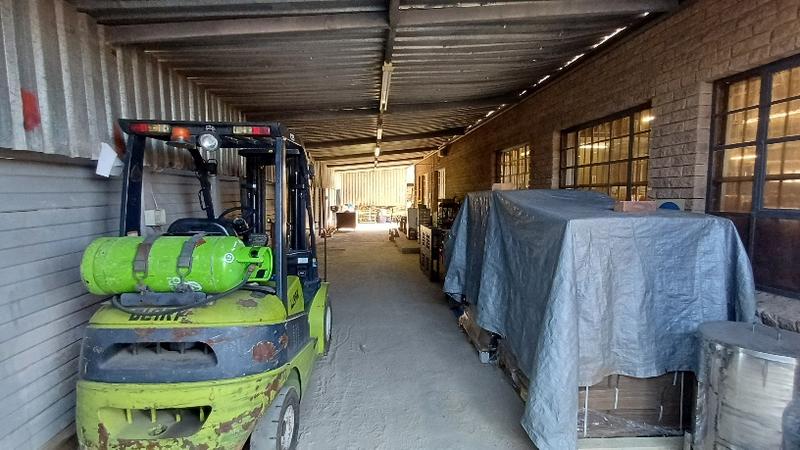 To Let commercial Property for Rent in Hennopspark Gauteng