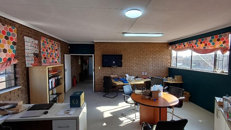 To Let commercial Property for Rent in Hennopspark Gauteng