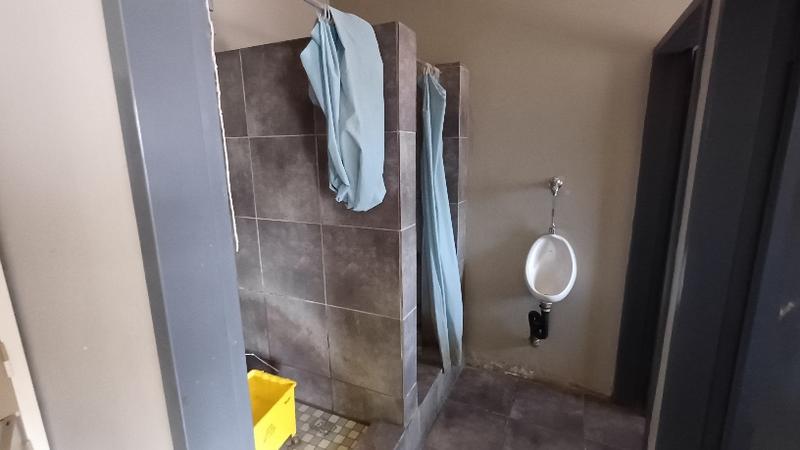 To Let commercial Property for Rent in Hennopspark Gauteng