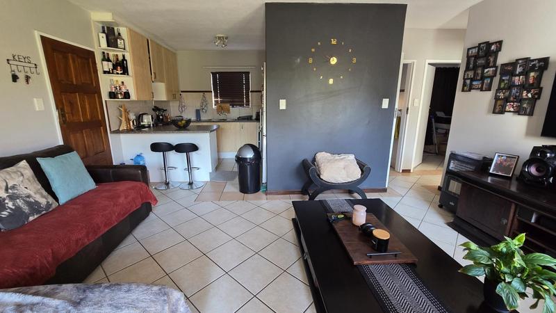 To Let 2 Bedroom Property for Rent in Equestria Gauteng