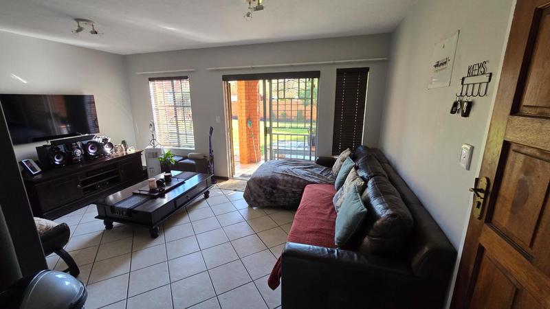 To Let 2 Bedroom Property for Rent in Equestria Gauteng
