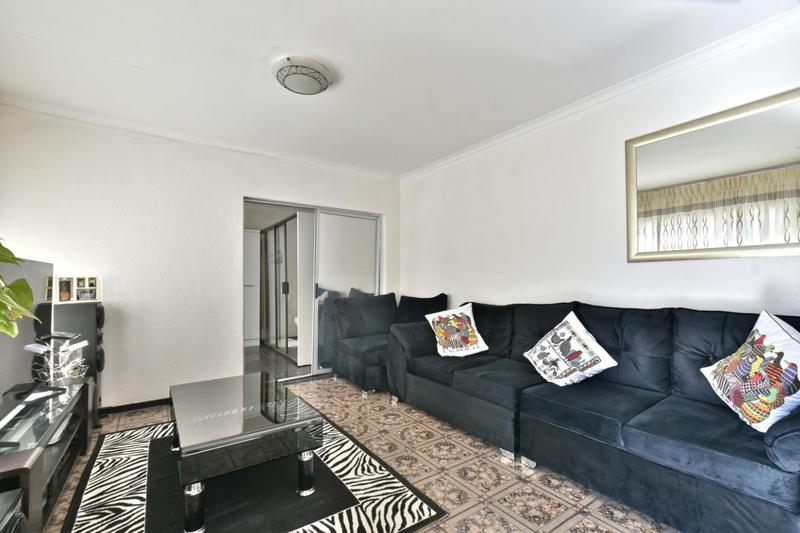 4 Bedroom Property for Sale in Brackenhurst Gauteng