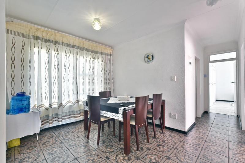 4 Bedroom Property for Sale in Brackenhurst Gauteng