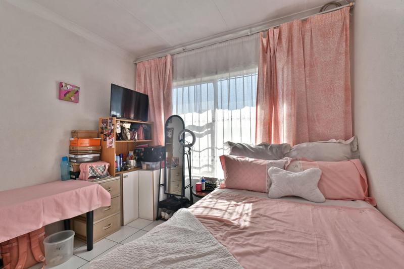 4 Bedroom Property for Sale in Brackenhurst Gauteng